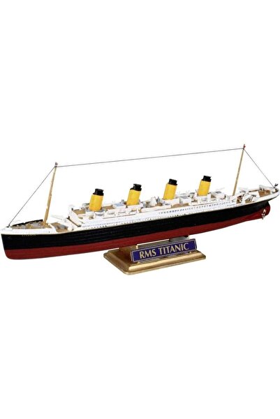 Revell 1:1200 R.M.S. Titanic 05804