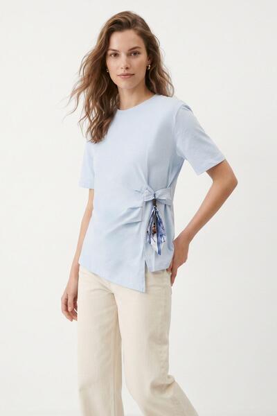 Rays Μπλουζάκι Baby Blue με λεπτομέρεια δεσίματος στο πλάι 26854