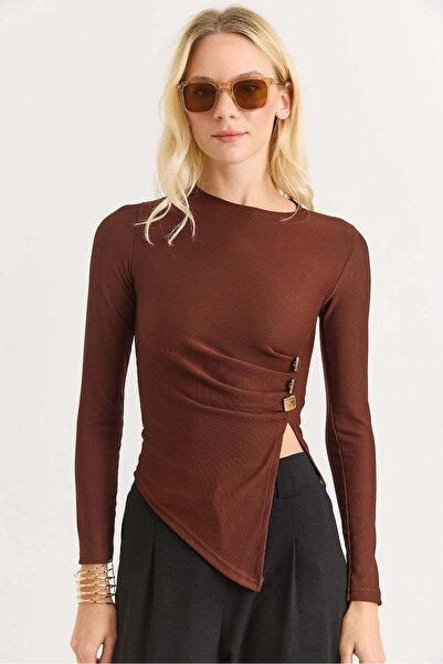 Raneel Kazançlı Alışveriş Brown long sleeve blouse with buckled sides and slits