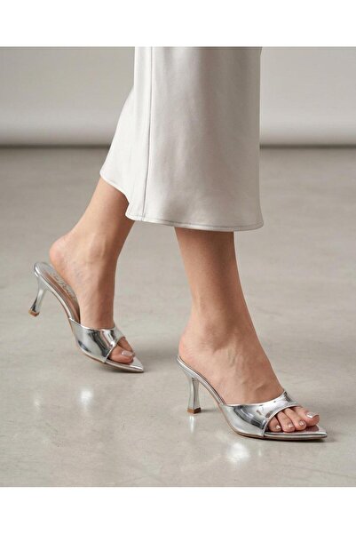 LEYDİ SHOES SP-01 شباشب نسائية بسيطة