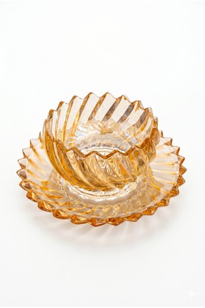 ASSA BAZAAR 6-Person Amber Glass Tea and Presentation Set Snack Set 24 Pieces