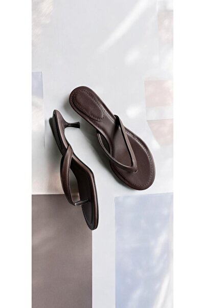 runa shoes Flip-Flops with Heels
