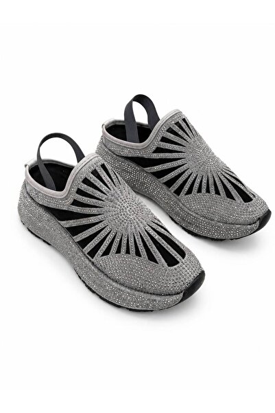 Layber Women's Stoned Special Patterned Orthopedic Sole Summer Luxury Sandals