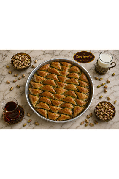 kaşıbeyaz Fıstıklı Şöbiyet 1,2 Kg Tepsi