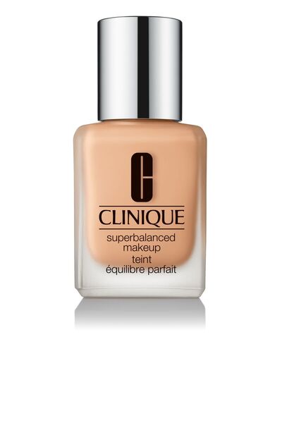 Clinique متوازن للغاية ™   مكياج لينين