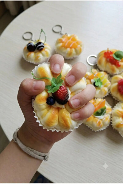 Genel Markalar SQUISHY ANAHTARLIK (1 adet )