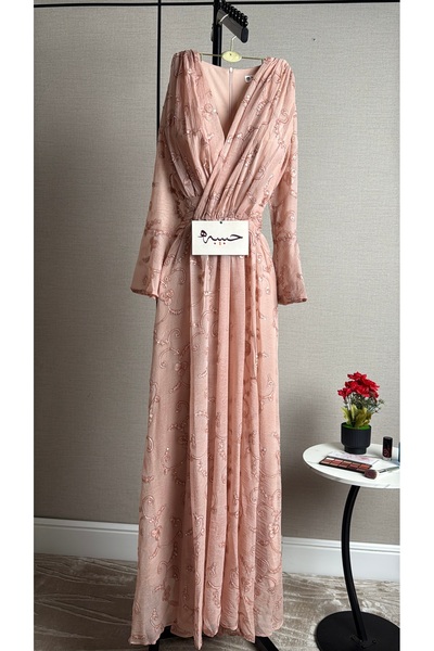 Habiba A Design That Exudes Elegance and Sophistication, Giving You a Dreamy,...