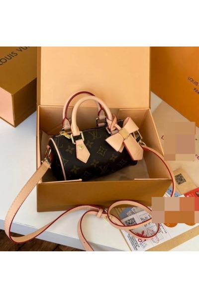 RRD Shoulder bag with accessories