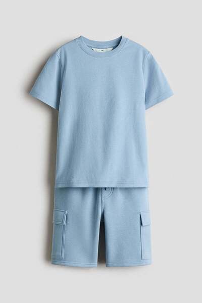 H&M 2-piece T-shirt and shorts set