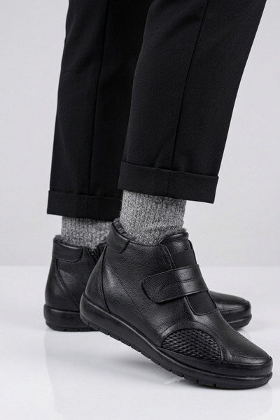 Walkenzo 5033 Genuine Leather Orthopedic Sole Fur Mother Boots