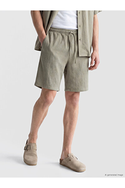 LC Waikiki Rmz Gi̇yi̇m Farkiyla Relax Fit Krinkle Men's Shorts