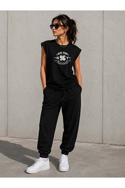 herkesemoda New York Print Detailed Zero Sleeve Crew Neck T-Shirt