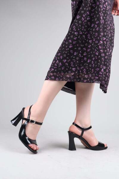 Birikon Karlov Slit-Toe Open Front and Back Heeled Shoes Black