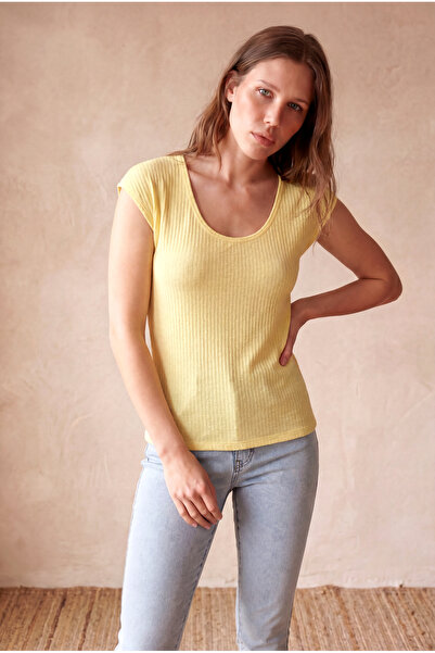 WESTMARK LONDON Women's Yellow Cotton Twill Slim Fit Wide Round Neck Short Sl...