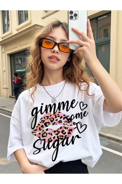 classy moda Γυναικείο μπλουζάκι Oversize Cool Street Vibe με στάμπα και λαιμό...