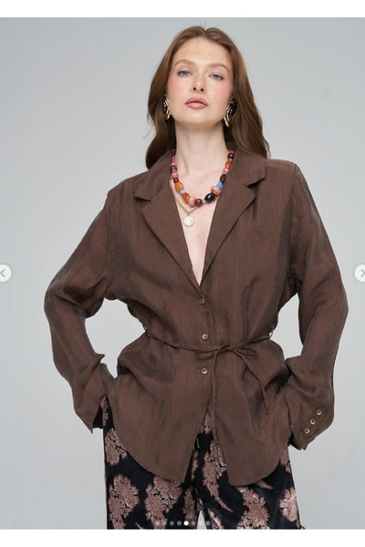 Orfeo Negro Brown Double-Breasted Collared Belted Lace-Up Oversize Shirt
