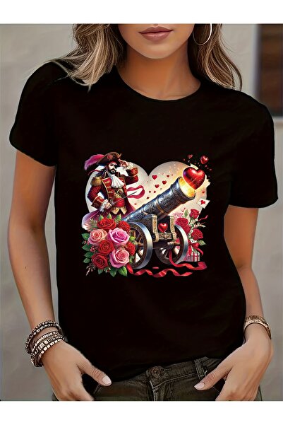212Wear تي شيرت كاجوال بأكمام قصيرة وياقة مستديرة مع طباعة قراصنة تخطف القلوب...