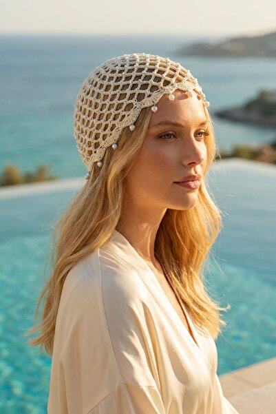 LAGRANZE Pearl Black Pearl Detailed Women's Hand Knitted Beanie