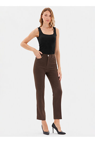 Selen Kahverengi Kadın Boru Paça Denim Pantolon 26YSL5626