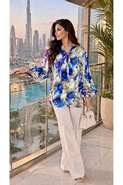 iza Women Tie-neck blouse