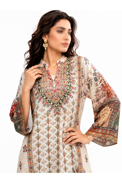 THOGUE Luxury Ethnic Wear Women's Pearl & Crystal Embellished Traditional Wea...