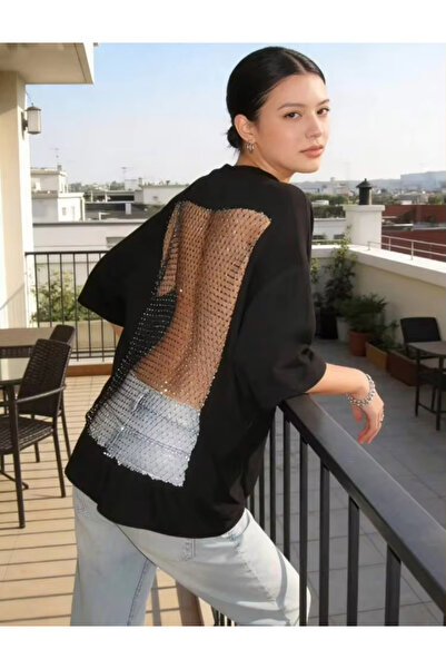 Weekeep Γυναικείο μαύρο μπλουζάκι oversize με πέτρινη κεντητή λεπτομέρεια στη...