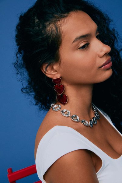 AKSWSUAR Heart Shaped Dangle Earrings