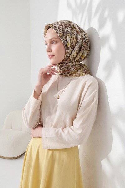 Silk Home وشاح ناعم باللون الأخضر الزيتي 90x90