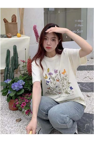 STYKEER Unisex Oversized T-Shirt "The Flowers" Loose Fit Oversized White T-Shirt