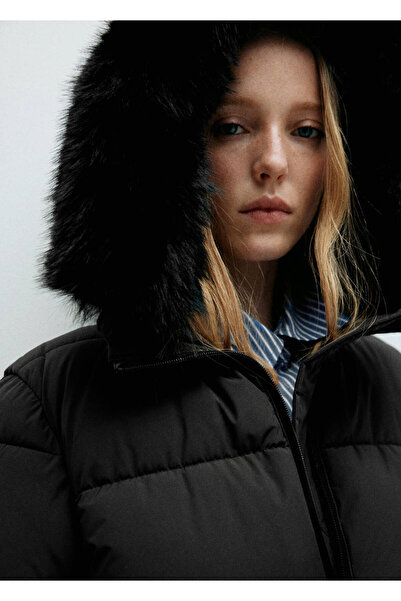 MANGO Woman Kürk görünümlü kapüşonlu kapitone anorak