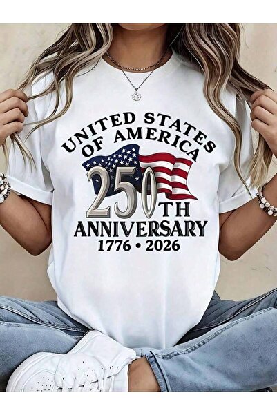9TAY تي شيرت نسائي بتصميم وطني للذكرى 250 - تصميم يوم الاستقلال 1776-2026، يت...