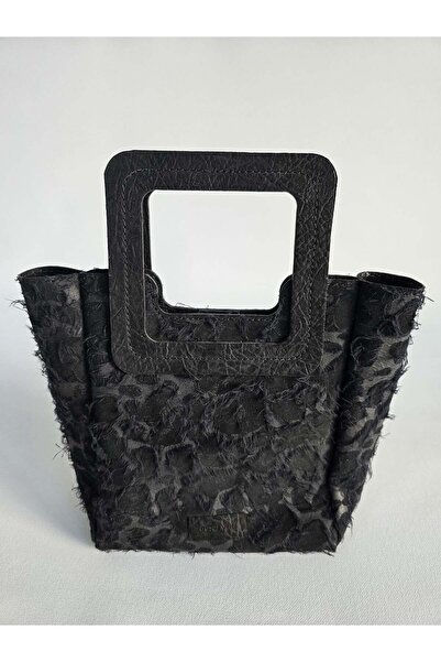 Desaryou Manila Bag - Black Feathered