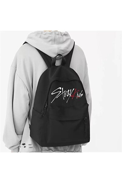 DEEFWEAR حقيبة ظهر سوداء مطبوعة من Stray Kids مع سحاب سلسلة وثقب