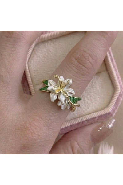 Heda Jewelry Lilyum Design Ring