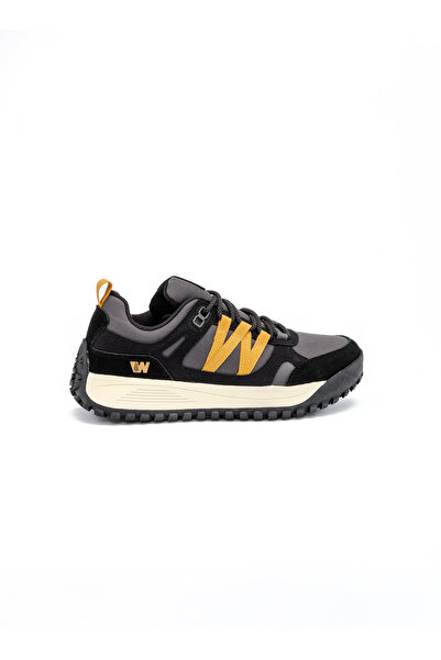 BATA Casual Low‑Profile Sneakers