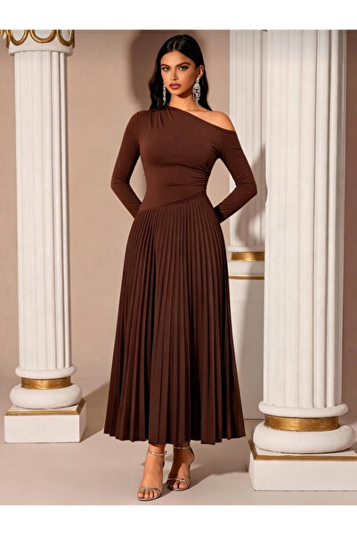 Styli Brown Pleated A-Line Maxi Dress