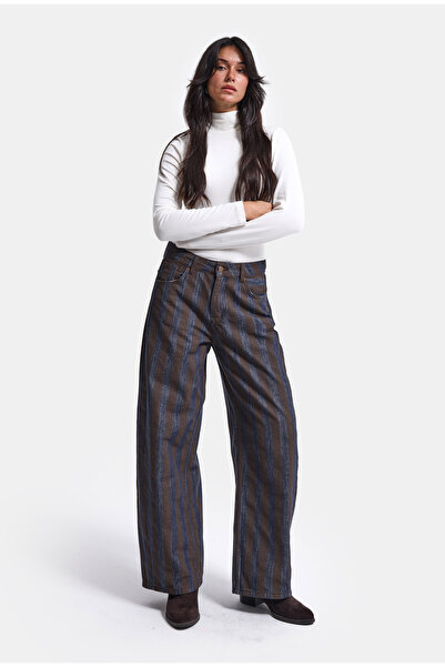 it's basic Women's Brown Striped 1W6-7 Barrel Fit Loose Cut Design Denim Trou...