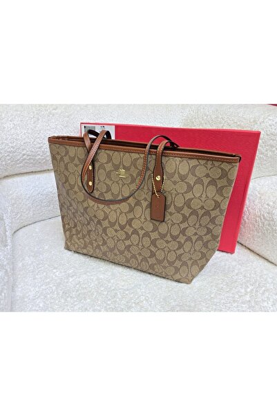 Generic Brand Luxury and Fashionable Shoulder Bag with Large Capacity and Cla...