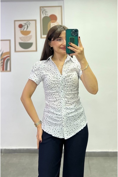 bydenizcollection Ön Kısmı Düğme Yanları Pileli Kol Manşetleri Düğme Detaylı ...