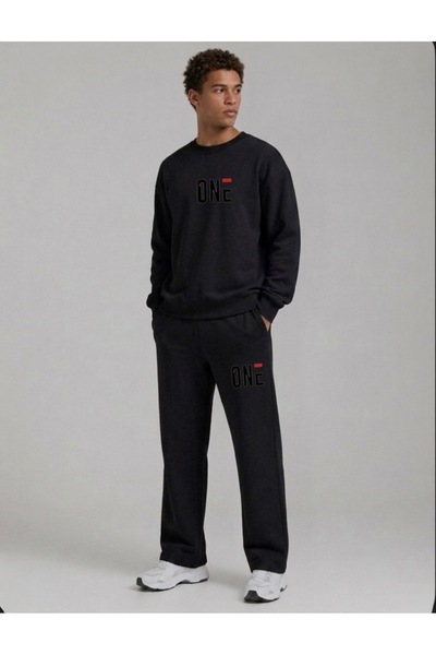 FUFLUNS One Printed Men's Tube-Cut Crewneck Bottom/Top Sweat Suit