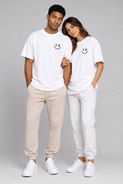 NEVERMİND Sevgili Kombini Smiley Baskılı Çift Tişört Oversize Unisex %100 Pamuk 2'li Set Beyaz