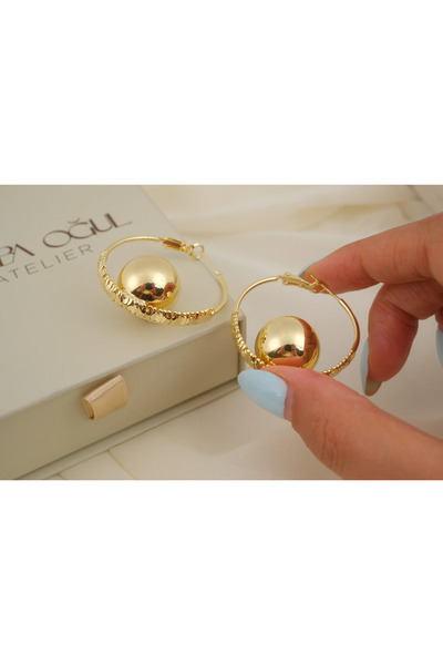 ATELİER TUĞBA Kp709 Large Ball Pendant Gold Hoop Earrings (Inner Diameter 35 mm)
