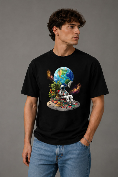 BAGAND Premium Astronaut Earth Space Printed Oversize Unisex T-Shirt Black De...
