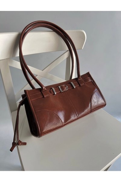 Siraj Women's Tan Tassel Detailed Shoulder Bag