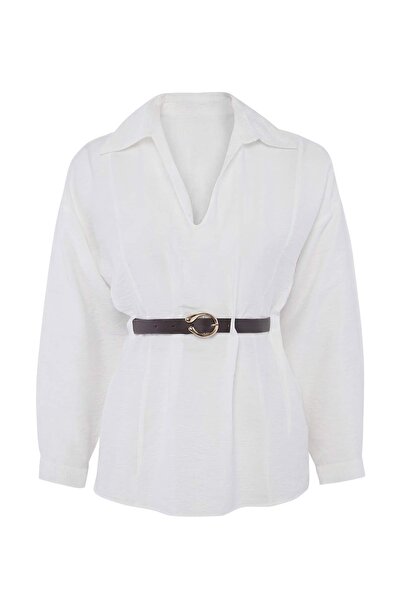 Trendyol Kollektion Weiße gewebte Bluse mit Gürtel TWOAW27BZ00042