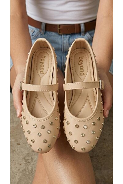 Beyond Women's Beige Disco Stone Buckle Leather Ballerinas 1cm Byndsk400