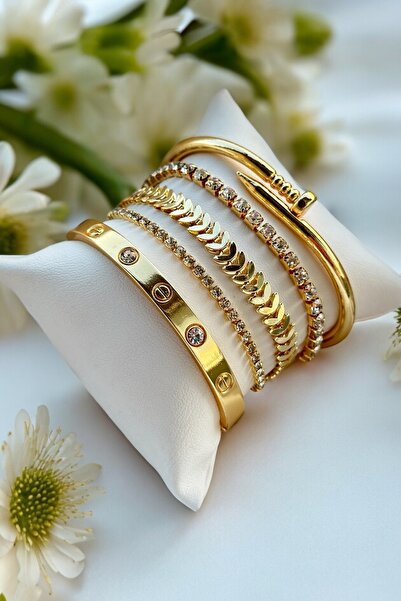 Women's Gold Color Bracelet Combination with 5-Piece Zircon Gemstone
