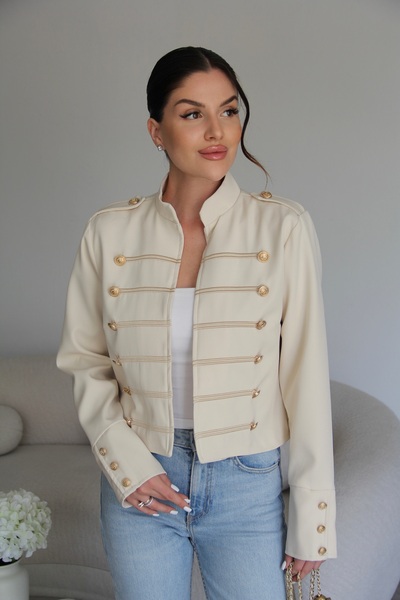 Julidress Jachetă Napoleon crem bej cu design premium și detalii cu nasturi a...