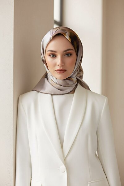 Vissona %100 Twill İpek Büyük Çiçek Desenli Bej - Gül Kurusu Renkli 90x90 Eşa...