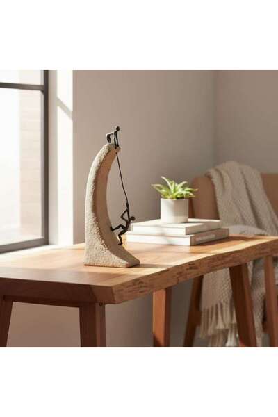 PAN HOME Loial Polyresin Climbing Men Decor Accent 10.5x7.5x28cm - Brown